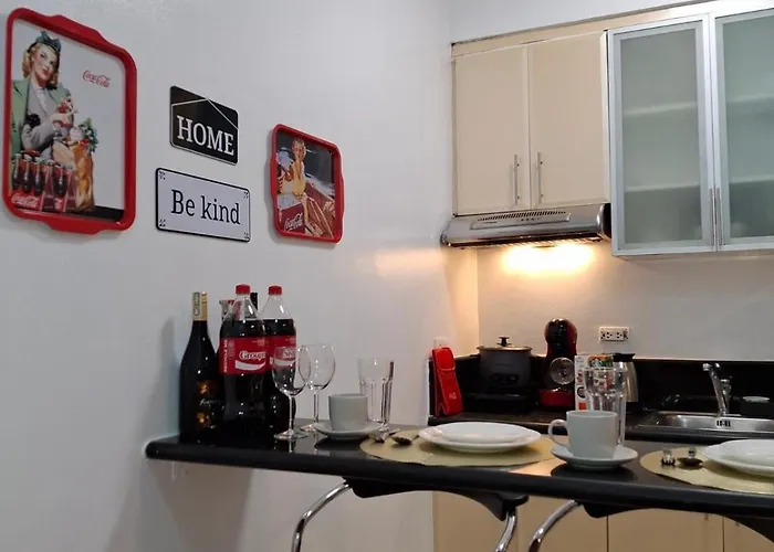 Cocacola Unit Mckinley Apartamento Manila